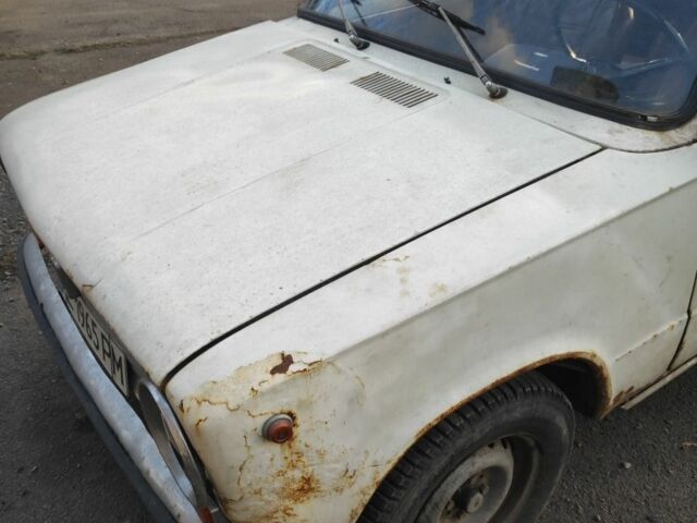 Белый ВАЗ 2101, объемом двигателя 8 л и пробегом 451 тыс. км за 271 $, фото 1 на Automoto.ua