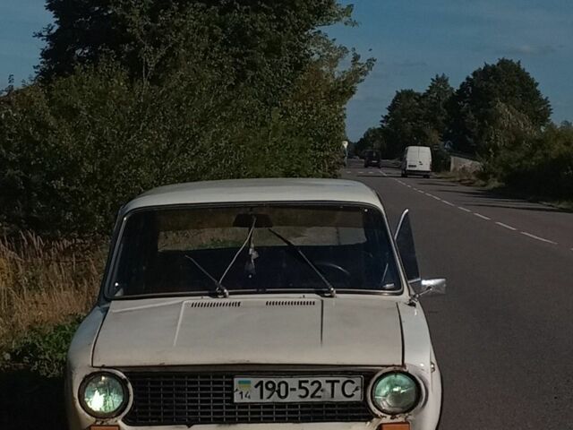 Білий ВАЗ 2101, об'ємом двигуна 7 л та пробігом 92 тис. км за 247 $, фото 1 на Automoto.ua