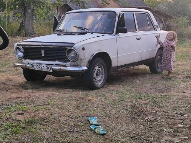 Белый ВАЗ 2101, объемом двигателя 1 л и пробегом 1000 тыс. км за 226 $, фото 1 на Automoto.ua