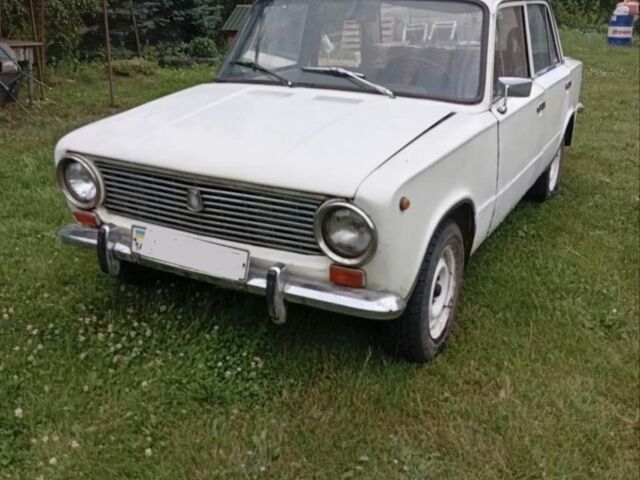 Белый ВАЗ 2101, объемом двигателя 0 л и пробегом 44 тыс. км за 350 $, фото 1 на Automoto.ua
