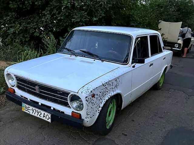 Белый ВАЗ 2101, объемом двигателя 1.3 л и пробегом 150 тыс. км за 900 $, фото 1 на Automoto.ua