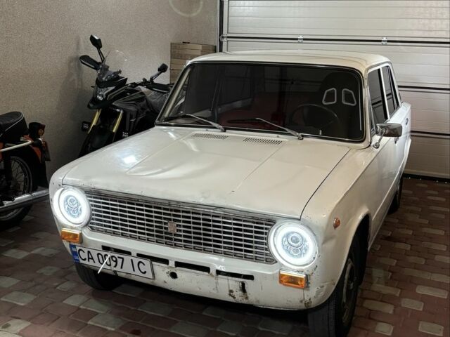 Белый ВАЗ 2101, объемом двигателя 1.5 л и пробегом 50 тыс. км за 1000 $, фото 1 на Automoto.ua