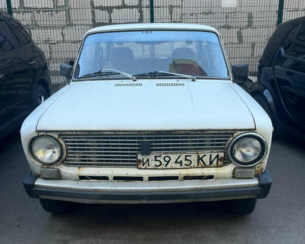 Белый ВАЗ 2101, объемом двигателя 1.2 л и пробегом 181 тыс. км за 700 $, фото 1 на Automoto.ua