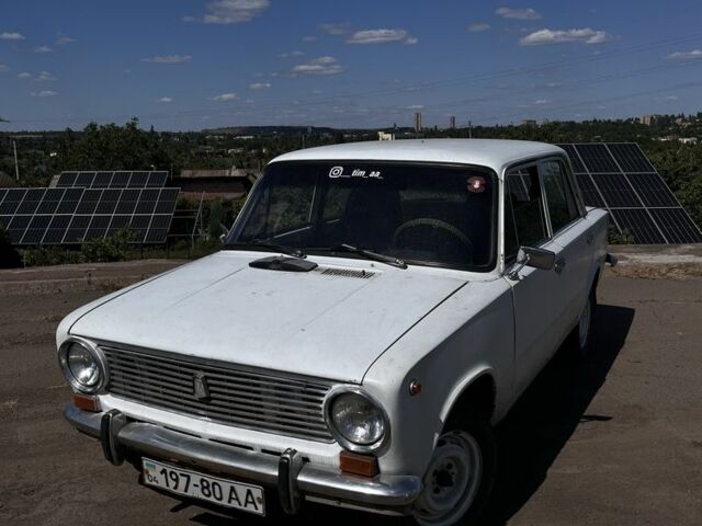 Белый ВАЗ 2101, объемом двигателя 1.2 л и пробегом 1000 тыс. км за 303 $, фото 1 на Automoto.ua