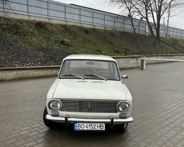 Белый ВАЗ 2101, объемом двигателя 1.2 л и пробегом 33 тыс. км за 777 $, фото 1 на Automoto.ua