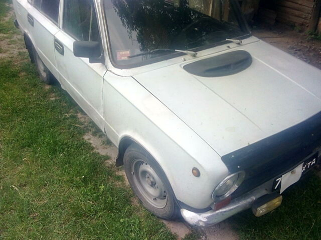 Белый ВАЗ 2101, объемом двигателя 1.1 л и пробегом 75 тыс. км за 650 $, фото 1 на Automoto.ua