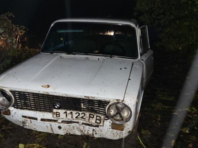 Білий ВАЗ 2101, об'ємом двигуна 1 л та пробігом 1000 тис. км за 100 $, фото 1 на Automoto.ua