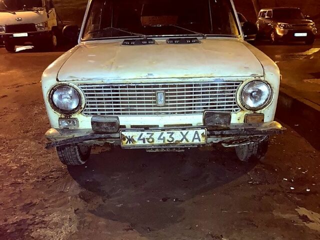 Білий ВАЗ 2101, об'ємом двигуна 1.3 л та пробігом 0 тис. км за 300 $, фото 1 на Automoto.ua