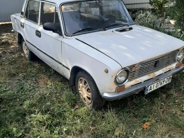 Белый ВАЗ 2101, объемом двигателя 1.2 л и пробегом 555 тыс. км за 300 $, фото 1 на Automoto.ua