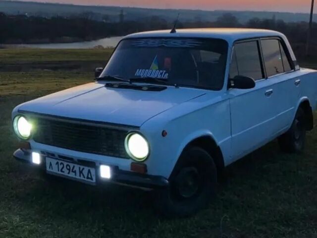 Білий ВАЗ 2101, об'ємом двигуна 2 л та пробігом 100 тис. км за 649 $, фото 1 на Automoto.ua