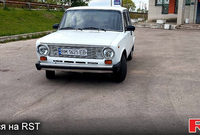 Белый ВАЗ 2101, объемом двигателя 1.2 л и пробегом 257 тыс. км за 780 $, фото 1 на Automoto.ua