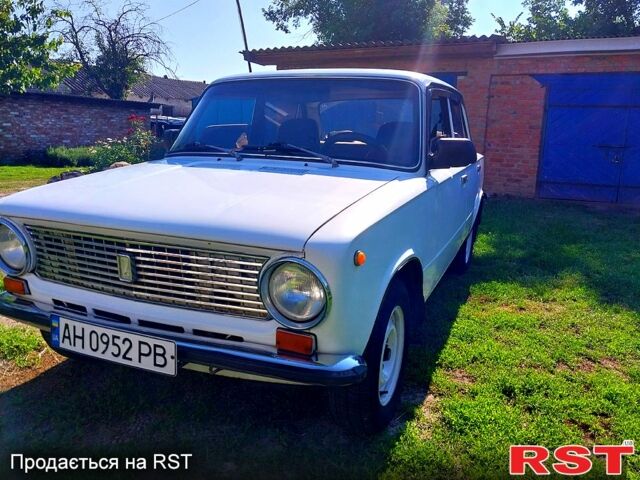Білий ВАЗ 2101, об'ємом двигуна 1.2 л та пробігом 0 тис. км за 1100 $, фото 1 на Automoto.ua