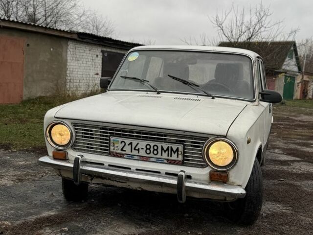 Белый ВАЗ 2101, объемом двигателя 1.3 л и пробегом 112 тыс. км за 358 $, фото 1 на Automoto.ua