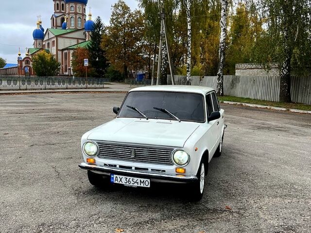 Білий ВАЗ 2101, об'ємом двигуна 1.2 л та пробігом 0 тис. км за 1100 $, фото 1 на Automoto.ua