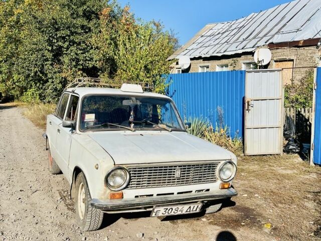 Белый ВАЗ 2101, объемом двигателя 0 л и пробегом 27 тыс. км за 557 $, фото 1 на Automoto.ua
