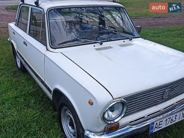 Белый ВАЗ 2101, объемом двигателя 1.2 л и пробегом 12 тыс. км за 500 $, фото 1 на Automoto.ua