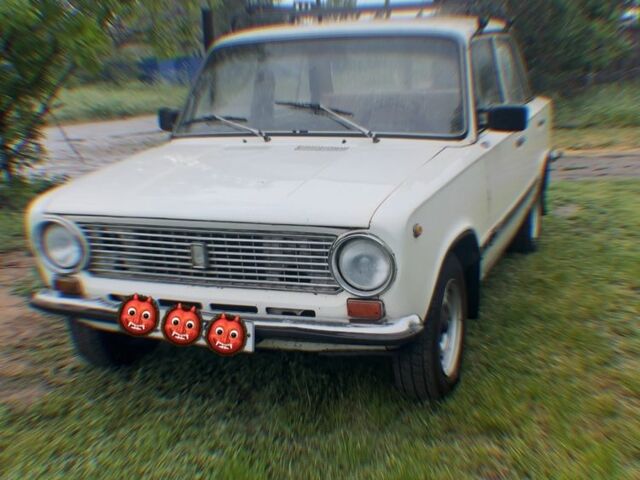 Белый ВАЗ 2101, объемом двигателя 1.2 л и пробегом 12 тыс. км за 559 $, фото 1 на Automoto.ua
