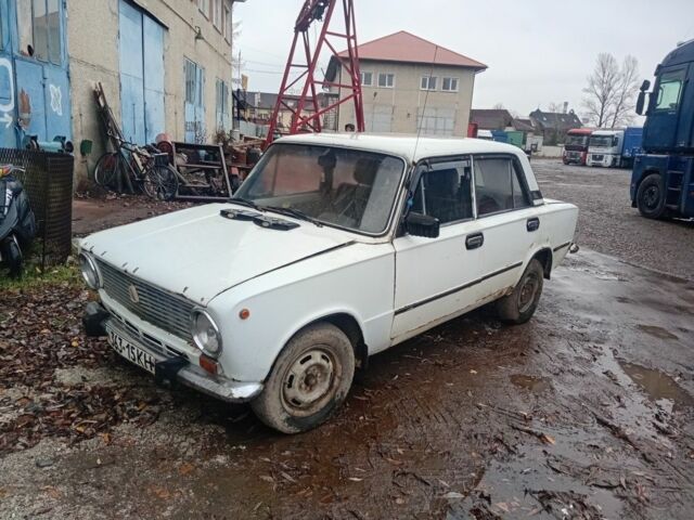 Білий ВАЗ 2101, об'ємом двигуна 0 л та пробігом 300 тис. км за 238 $, фото 1 на Automoto.ua