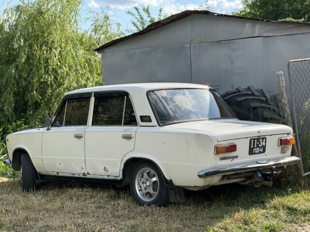 Белый ВАЗ 2101, объемом двигателя 1.3 л и пробегом 222 тыс. км за 375 $, фото 1 на Automoto.ua