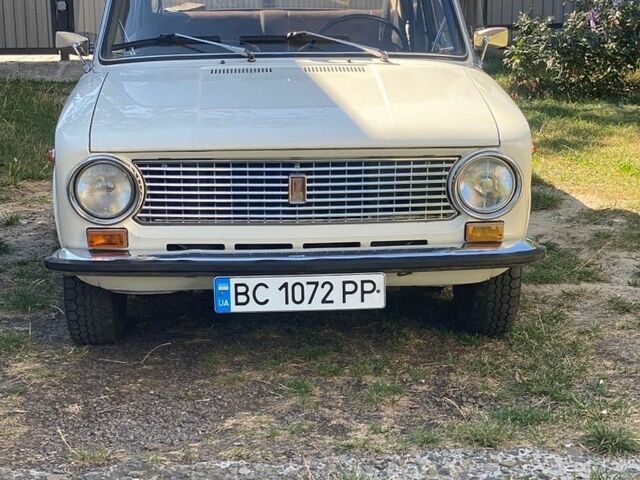 Белый ВАЗ 2101, объемом двигателя 1.2 л и пробегом 108 тыс. км за 1999 $, фото 1 на Automoto.ua