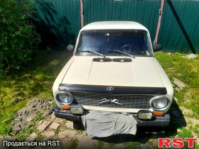 Белый ВАЗ 2101, объемом двигателя 1.2 л и пробегом 333 тыс. км за 680 $, фото 1 на Automoto.ua