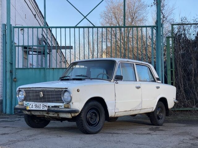 Білий ВАЗ 2101, об'ємом двигуна 1.2 л та пробігом 111 тис. км за 310 $, фото 1 на Automoto.ua