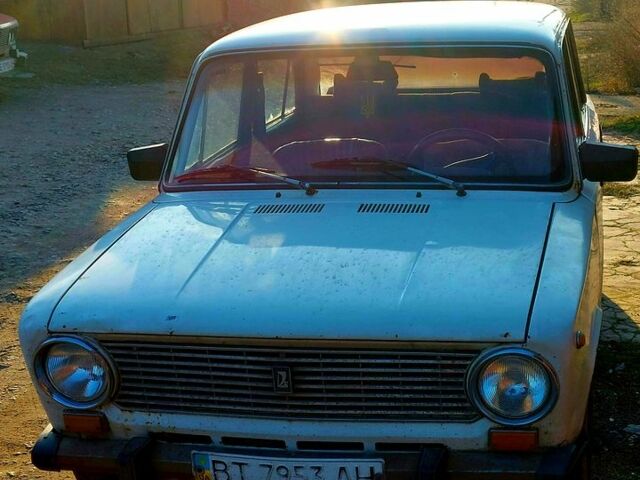 Белый ВАЗ 2101, объемом двигателя 12 л и пробегом 170 тыс. км за 600 $, фото 1 на Automoto.ua