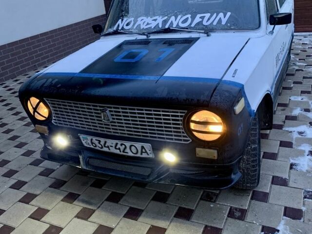 Белый ВАЗ 2101, объемом двигателя 1.3 л и пробегом 170 тыс. км за 381 $, фото 1 на Automoto.ua