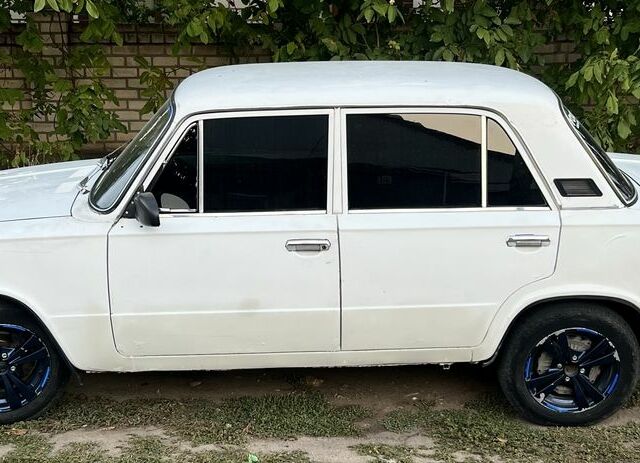 Белый ВАЗ 2101, объемом двигателя 0 л и пробегом 89 тыс. км за 581 $, фото 1 на Automoto.ua