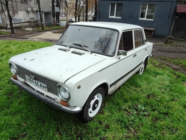 Белый ВАЗ 2101, объемом двигателя 0 л и пробегом 80 тыс. км за 309 $, фото 1 на Automoto.ua