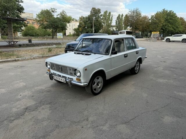 Белый ВАЗ 2101, объемом двигателя 0 л и пробегом 231 тыс. км за 900 $, фото 1 на Automoto.ua