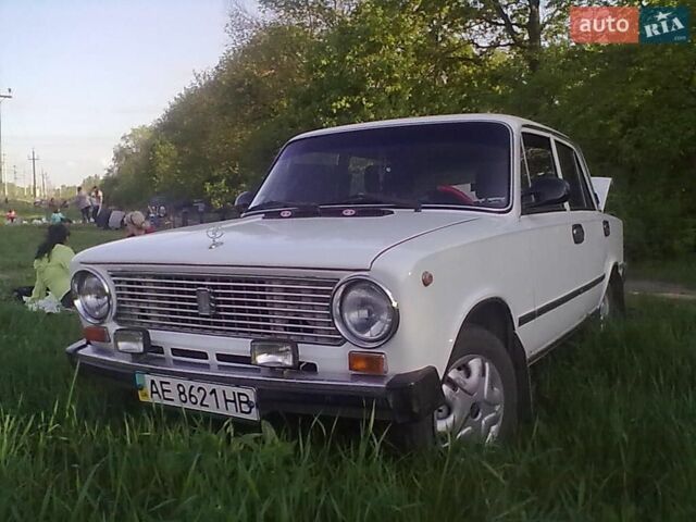 Белый ВАЗ 2101, объемом двигателя 1.2 л и пробегом 233 тыс. км за 1100 $, фото 1 на Automoto.ua