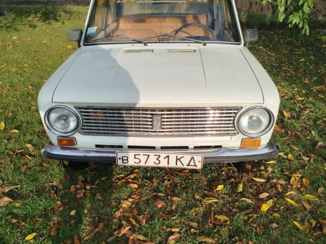 Белый ВАЗ 2101, объемом двигателя 1 л и пробегом 3 тыс. км за 476 $, фото 1 на Automoto.ua