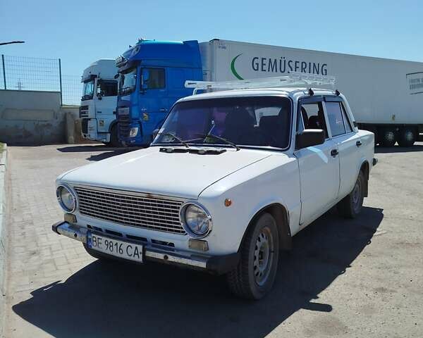 Белый ВАЗ 2101, объемом двигателя 1.3 л и пробегом 1 тыс. км за 724 $, фото 1 на Automoto.ua