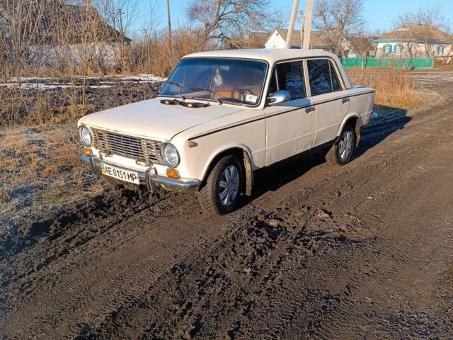 Белый ВАЗ 2101, объемом двигателя 1 л и пробегом 1 тыс. км за 567 $, фото 1 на Automoto.ua