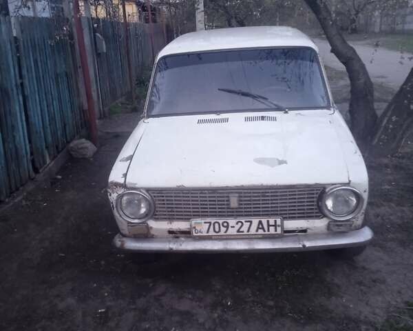 Белый ВАЗ 2101, объемом двигателя 1.3 л и пробегом 200 тыс. км за 450 $, фото 1 на Automoto.ua