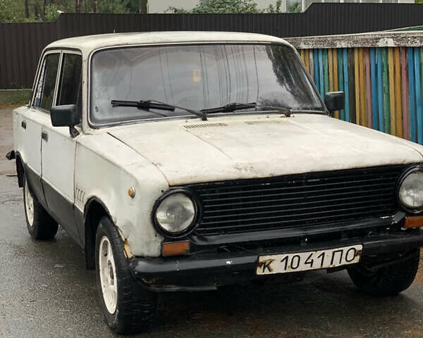 Белый ВАЗ 2101, объемом двигателя 1.2 л и пробегом 100 тыс. км за 550 $, фото 1 на Automoto.ua