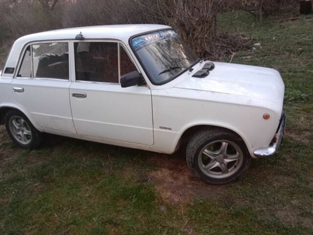 Білий ВАЗ 2101, об'ємом двигуна 1.2 л та пробігом 24 тис. км за 600 $, фото 1 на Automoto.ua