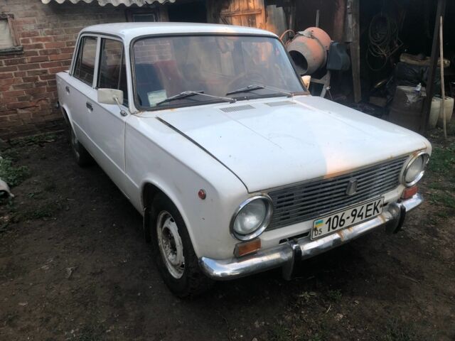 Белый ВАЗ 2101, объемом двигателя 1.5 л и пробегом 89 тыс. км за 385 $, фото 1 на Automoto.ua