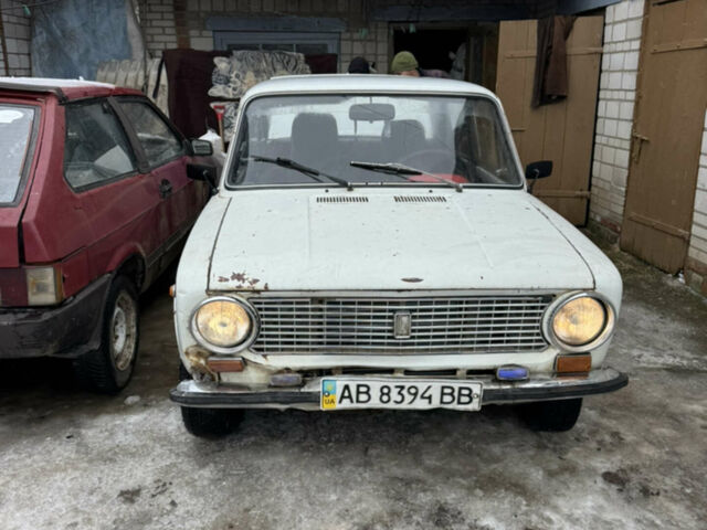 Білий ВАЗ 2101, об'ємом двигуна 0 л та пробігом 215 тис. км за 412 $, фото 1 на Automoto.ua