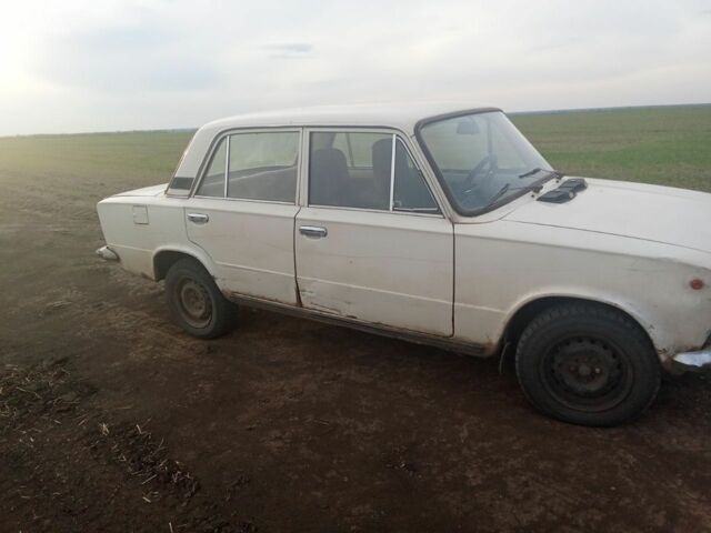 Белый ВАЗ 2101, объемом двигателя 0 л и пробегом 11 тыс. км за 700 $, фото 1 на Automoto.ua