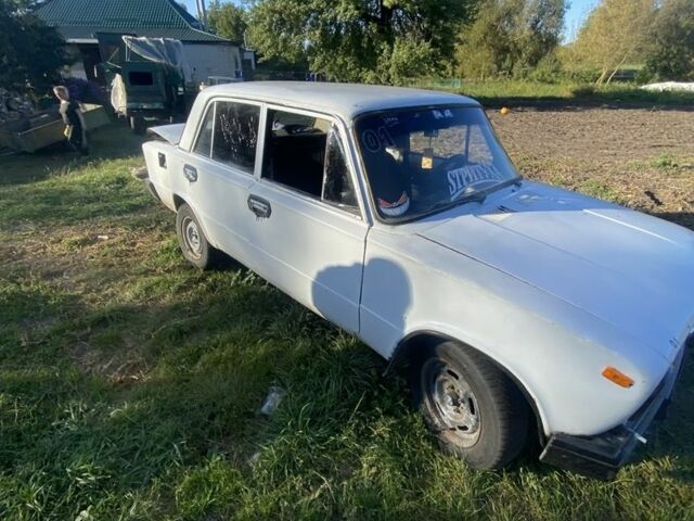 Білий ВАЗ 2101, об'ємом двигуна 1 л та пробігом 100 тис. км за 363 $, фото 1 на Automoto.ua
