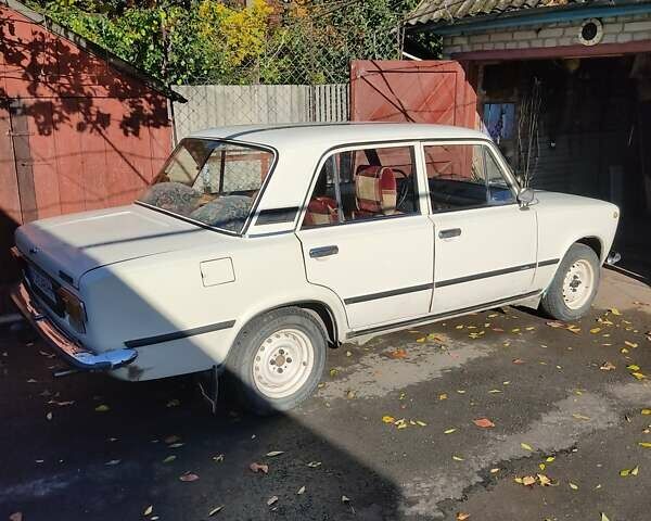 ВАЗ 2101 1988 в Турийск на Automoto.ua Белый ВАЗ 2101, объемом двигателя 1.2 л и пробегом 114 тыс. км за 900 $, фото 1 на Automoto.ua