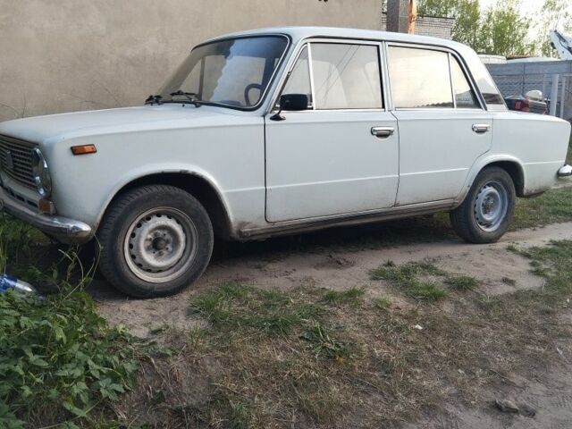 Белый ВАЗ 2101, объемом двигателя 0 л и пробегом 333 тыс. км за 229 $, фото 1 на Automoto.ua