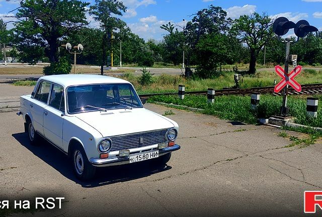 Белый ВАЗ 2101, объемом двигателя 1.3 л и пробегом 0 тыс. км за 1300 $, фото 1 на Automoto.ua