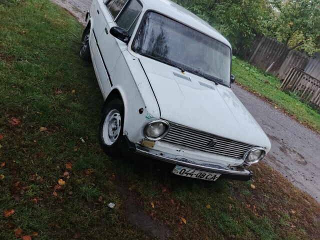 Белый ВАЗ 2101, объемом двигателя 1 л и пробегом 1 тыс. км за 364 $, фото 1 на Automoto.ua