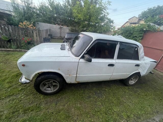 Белый ВАЗ 2101, объемом двигателя 1.5 л и пробегом 1000 тыс. км за 183 $, фото 1 на Automoto.ua