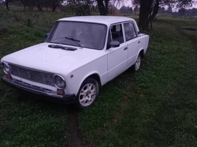 Белый ВАЗ 2101, объемом двигателя 1.3 л и пробегом 3 тыс. км за 400 $, фото 1 на Automoto.ua