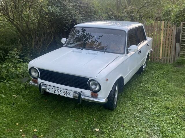 Белый ВАЗ 2101, объемом двигателя 1.5 л и пробегом 344 тыс. км за 600 $, фото 1 на Automoto.ua