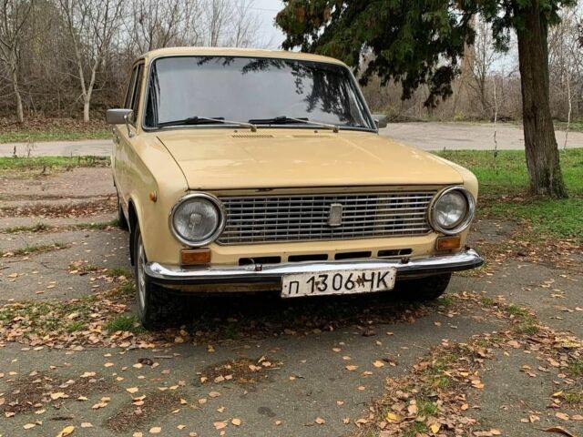 Бежевий ВАЗ 2101, об'ємом двигуна 1.7 л та пробігом 555 тис. км за 595 $, фото 1 на Automoto.ua